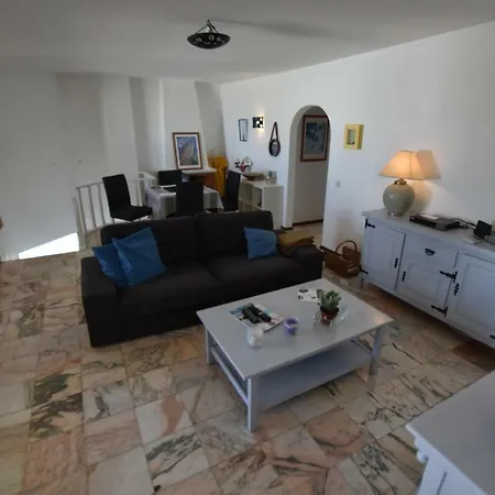 Apartmán 3 Bedroom Duplex In Condominium W/ Pool, Albufeira