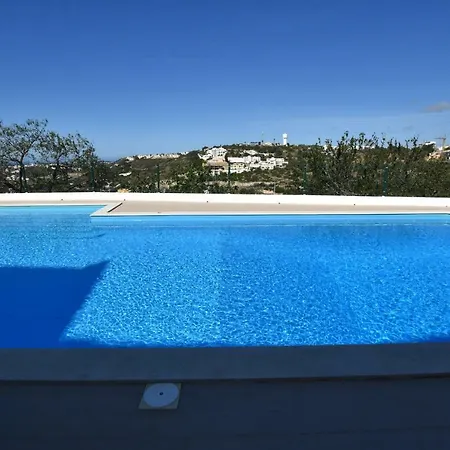 3 Bedroom Duplex In Condominium W/ Pool, Apartamento