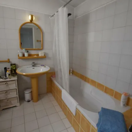 Apartamento 3 Bedroom Duplex In Condominium W/ Pool, Albufeira